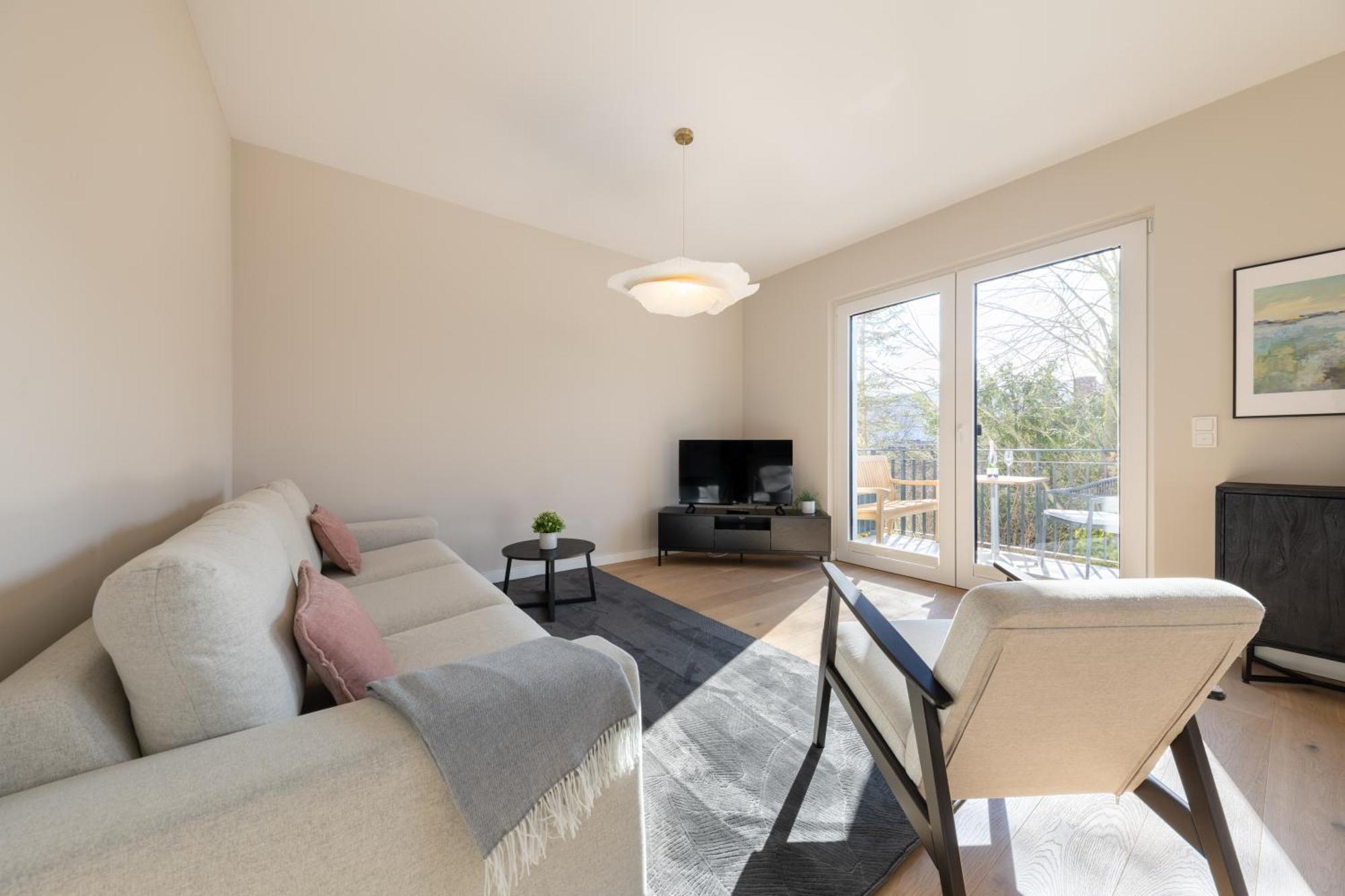 Ferienwohnung Strom Acht - Modern Frisch Inkl Stellplatz, Balkon - 200M Zum Alten Strom รอสต็อค ภายนอก รูปภาพ