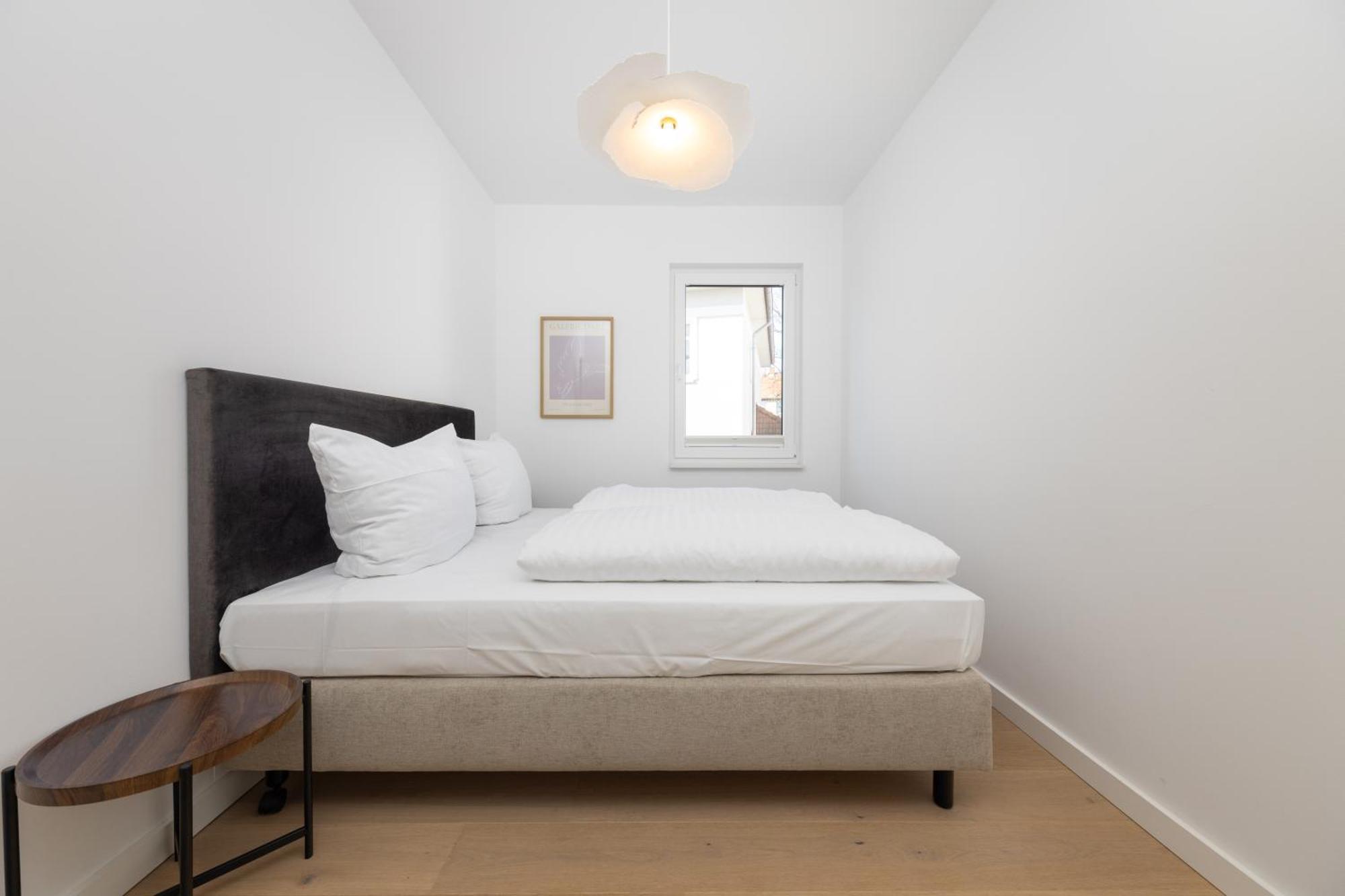 Ferienwohnung Strom Acht - Modern Frisch Inkl Stellplatz, Balkon - 200M Zum Alten Strom รอสต็อค ภายนอก รูปภาพ